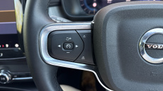 Volvo XC40 2.0 B3P Ultra Dark 5dr Auto Petrol Estate